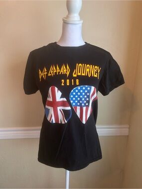 Black Def Leppard & Journey 2018 Concert Graphic Tee